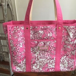 Lilly Pulitzer- Alpha Phi bag